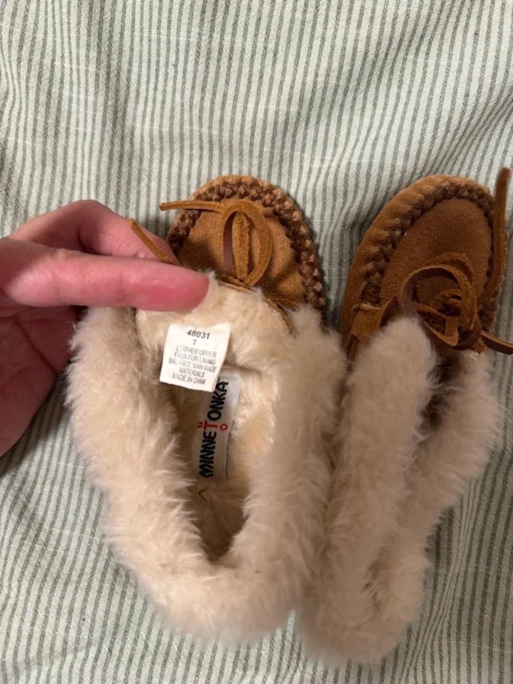 Toddler Minnetonka Moccasin Shoes - Faux Fur - Cinnamon